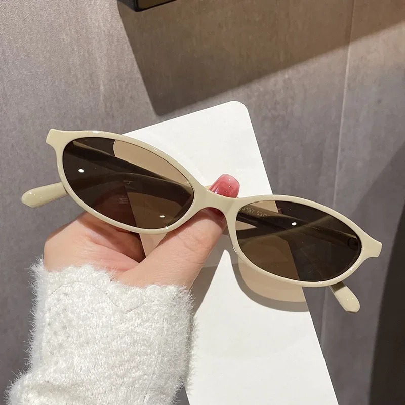 Nouvelles Lunettes de Soleil R - Street Fashion Brands avis et prix