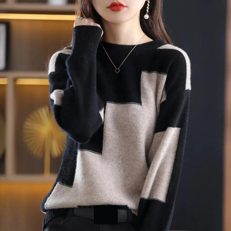 Pull tricoté épissé à col rond - Street Fashion Korea avis et prix