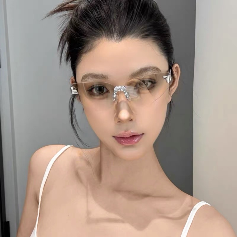 Lunettes de soleil œil de chat - Street Fashion Brands avis et prix